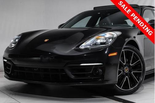 2023 Porsche Panamera 4