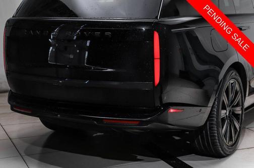 2025 Land Rover Range Rover P400 SE