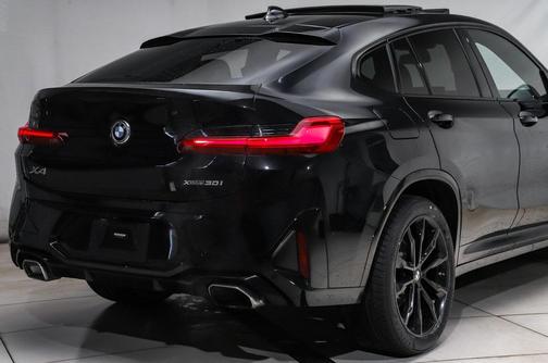 2022 BMW X4 xDrive30i