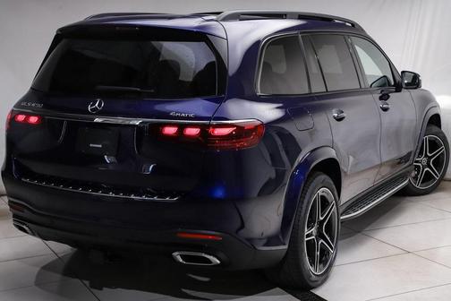 2026 Mercedes-Benz GLS 450 4MATIC