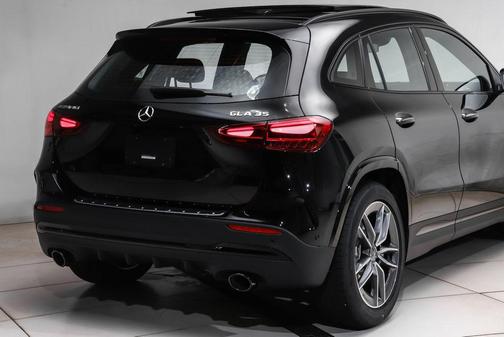 Night Black 2026 Mercedes-Benz AMG GLA 35 4MATIC