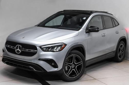 Cirrus Silver Metallic 2026 Mercedes-Benz GLA 250 4MATIC