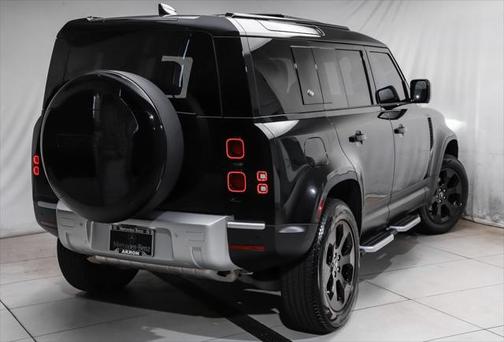 2024 Land Rover Defender 110 P300