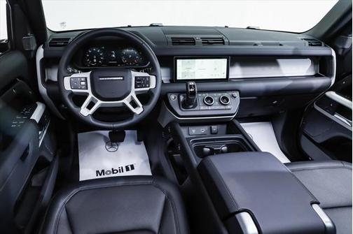 2024 Land Rover Defender 110 P300