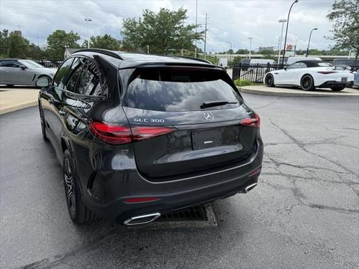 2025 Mercedes-Benz GLC 300 4MATIC