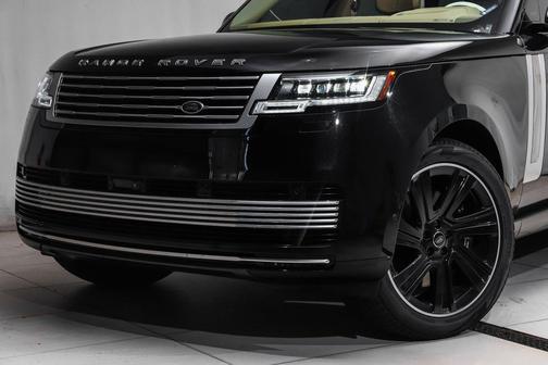 Santorini Black Metallic 2025 Land Rover Range Rover P615 SV