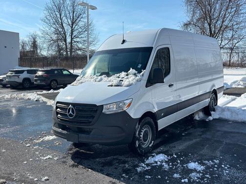 Arctic White 2026 Mercedes-Benz Sprinter 2500 High Roof