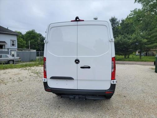 2024 Mercedes-Benz Sprinter 2500 Standard Roof