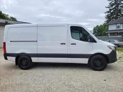 2024 Mercedes-Benz Sprinter 2500 Standard Roof