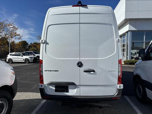 2026 Mercedes-Benz Sprinter 2500 High Roof