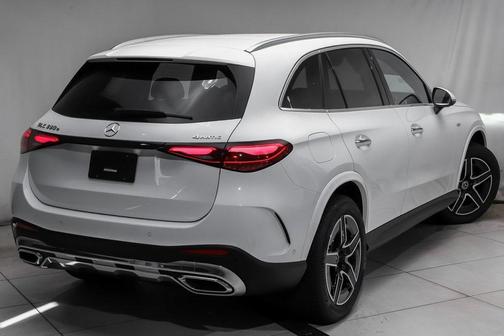 2025 Mercedes-Benz GLC 350e Base