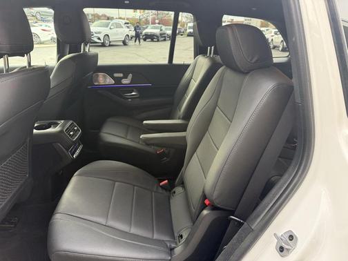 2023 Mercedes-Benz GLS 450 4MATIC