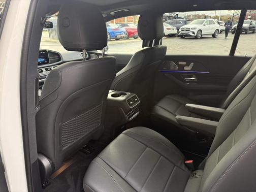 2023 Mercedes-Benz GLS 450 4MATIC