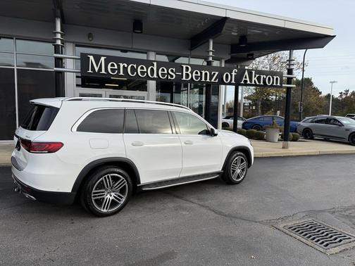 2023 Mercedes-Benz GLS 450 4MATIC