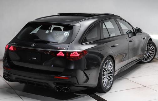 Graphite Grey Metallic 2026 Mercedes-Benz AMG E 53 E 4MATIC+