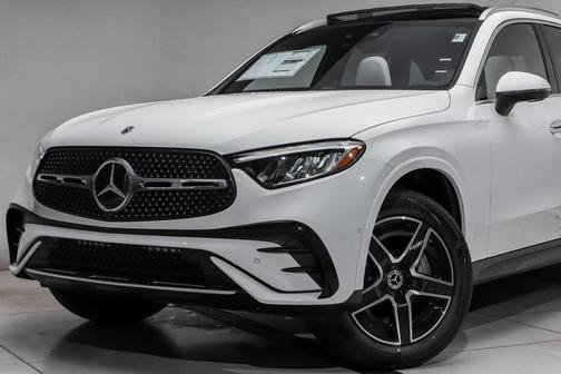2026 Mercedes-Benz GLC 300 4MATIC