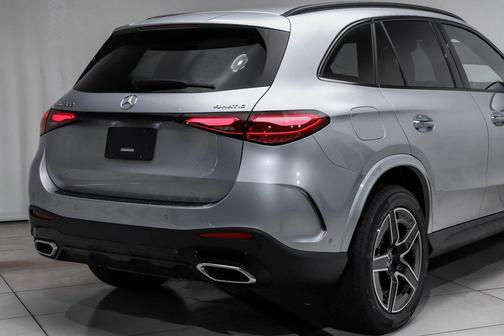 2026 Mercedes-Benz GLC 300 4MATIC
