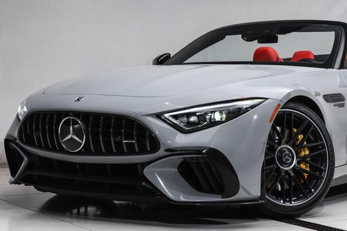 MANUFAKTUR Alpine Grey 2022 Mercedes-Benz AMG SL 63 Base