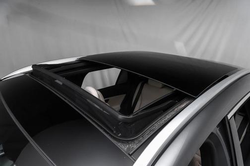 Selenite Grey Metallic 2023 Mercedes-Benz GLC 300 4MATIC