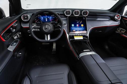 2025 Mercedes-Benz GLC 300 4MATIC