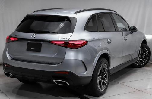 2025 Mercedes-Benz GLC 300 4MATIC