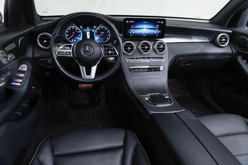 Graphite Gray Metallic 2022 Mercedes-Benz GLC 300 4MATIC