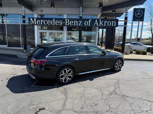 Obsidian Black Metallic 2026 Mercedes-Benz E-Class E 450 4MATIC All-Terrain