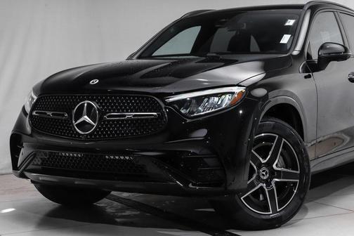 2026 Mercedes-Benz GLC 300 4MATIC
