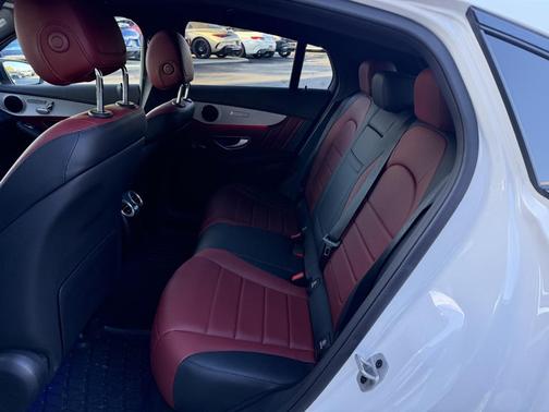 2022 Mercedes-Benz GLC 300 4MATIC Coupe