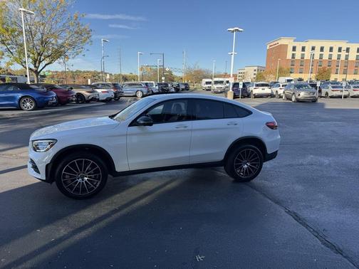 2022 Mercedes-Benz GLC 300 4MATIC Coupe