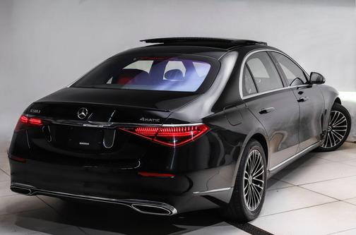 Obsidian Black Metallic 2023 Mercedes-Benz S-Class 4MATIC