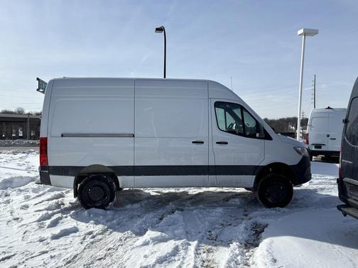 2025 Mercedes-Benz Sprinter 2500 Standard Roof