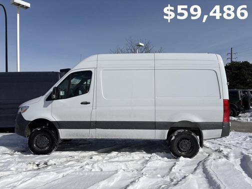 2025 Mercedes-Benz Sprinter 2500 Standard Roof