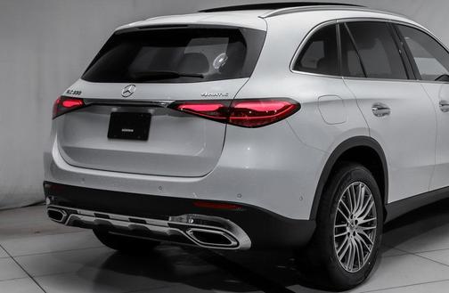 2026 Mercedes-Benz GLC 300 4MATIC
