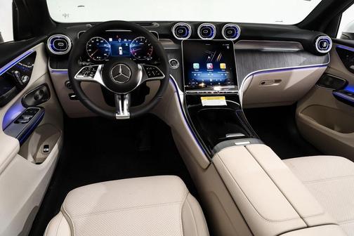 2026 Mercedes-Benz GLC 300 4MATIC