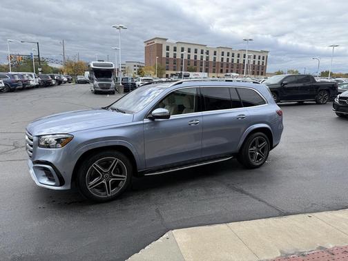2026 Mercedes-Benz GLS 450 4MATIC