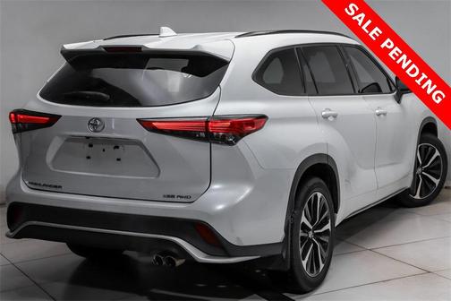 2022 Toyota Highlander XSE