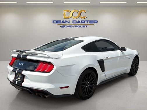 Oxford White 2020 Ford Mustang GT Premium