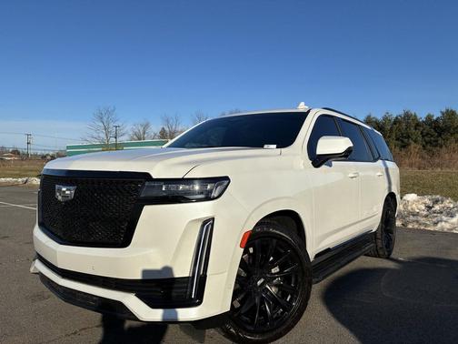 2023 Cadillac Escalade Sport