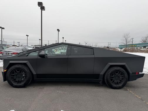 2024 Tesla Cybertruck All-Wheel Drive