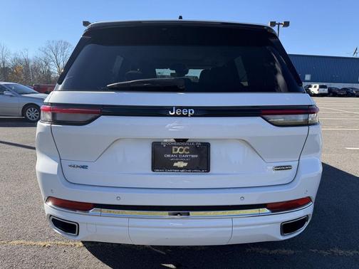 2022 Jeep Grand Cherokee 4xe Overland