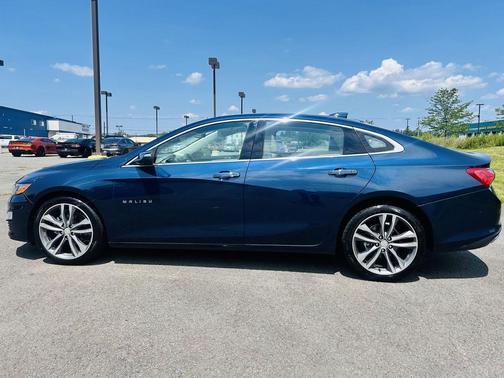2021 Chevrolet Malibu FWD Premier