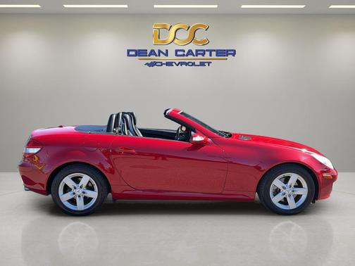 RED 2007 Mercedes-Benz SLK-Class Base