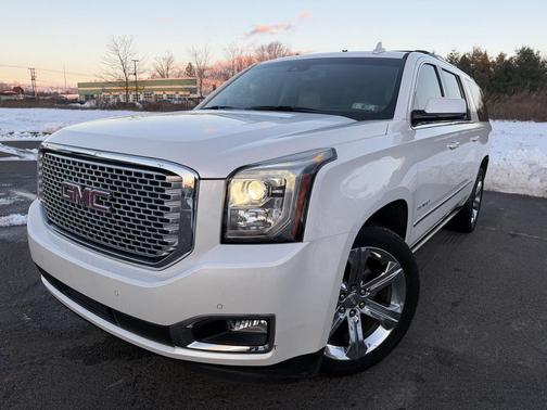 2017 GMC Yukon XL Denali