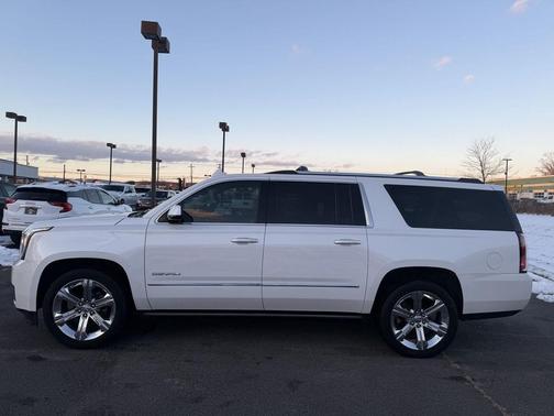 2017 GMC Yukon XL Denali
