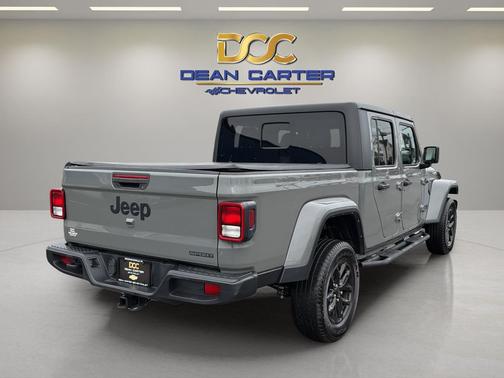 2021 Jeep Gladiator Sport S
