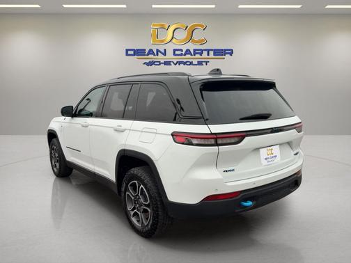 2022 Jeep Grand Cherokee 4xe Trailhawk