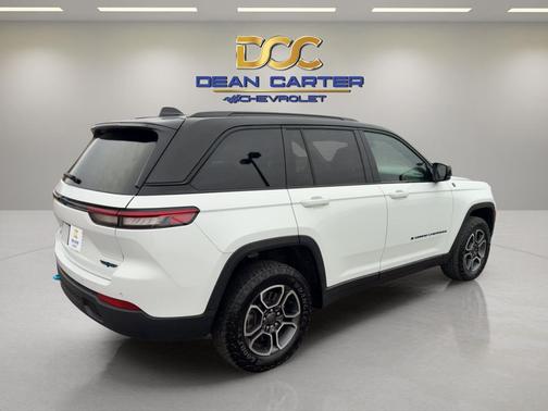 2022 Jeep Grand Cherokee 4xe Trailhawk