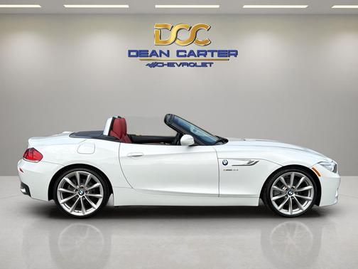 Alpine White 2016 BMW Z4 sDrive35i