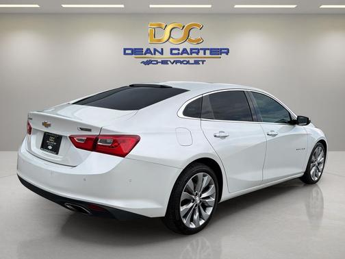Iridescent Pearl Tricoat G1W 2018 Chevrolet Malibu Premier